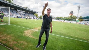Každý má právo dostat práci. Sparta Juráska potřebuje, hájí nenáviděnou posilu Straka