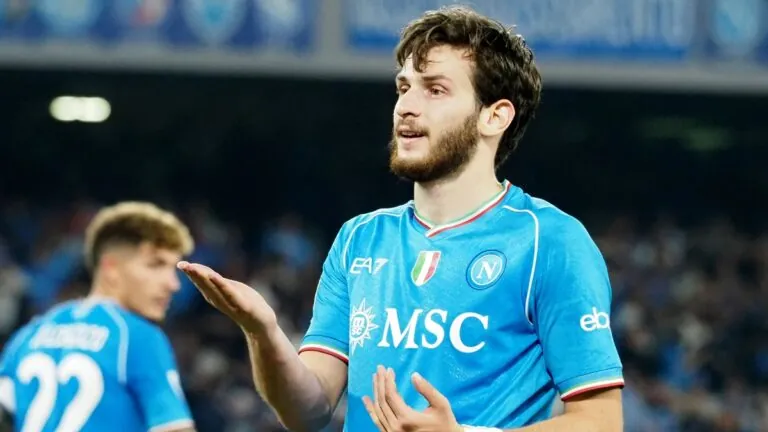 Neapol dál drtí Serii A, AC Milán na San Siru přejela 2:0