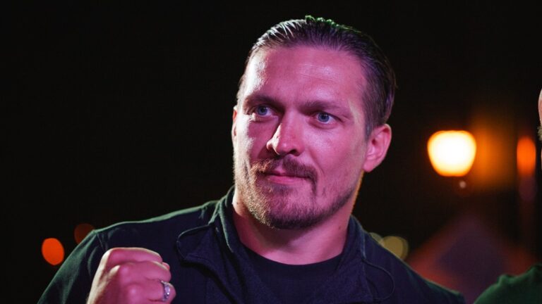 Usyk vs Dubois live stream, kurzy a program. Sledujte box živě
