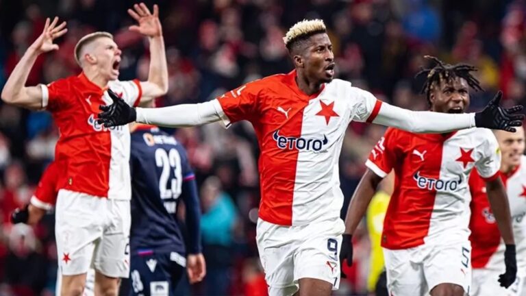 Peter Olayinka přeci jen zpět ve Slavii? S Crvenou Zvezdou rozvázal smlouvu