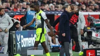 Hvězdné manýry v Dortmundu, Guirassy po vystřídání ignoroval trenéra