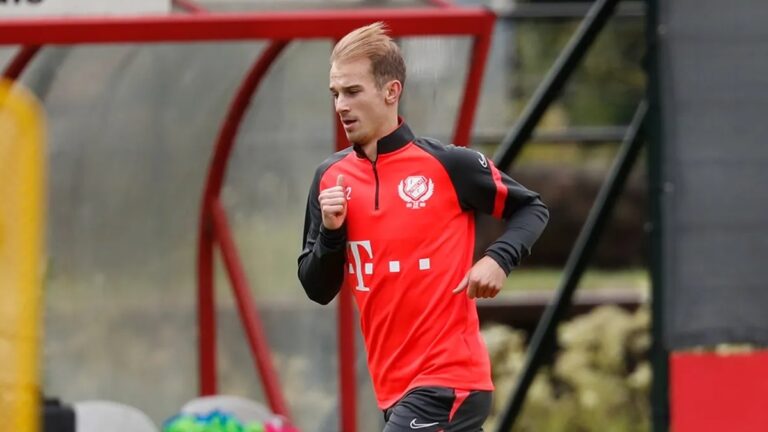 Václav Černý řádil. V dresu Rangers šikanoval obranu FCSB, vstřelil dva krásné góly, přidal asistenci a řídil debakl 4:0